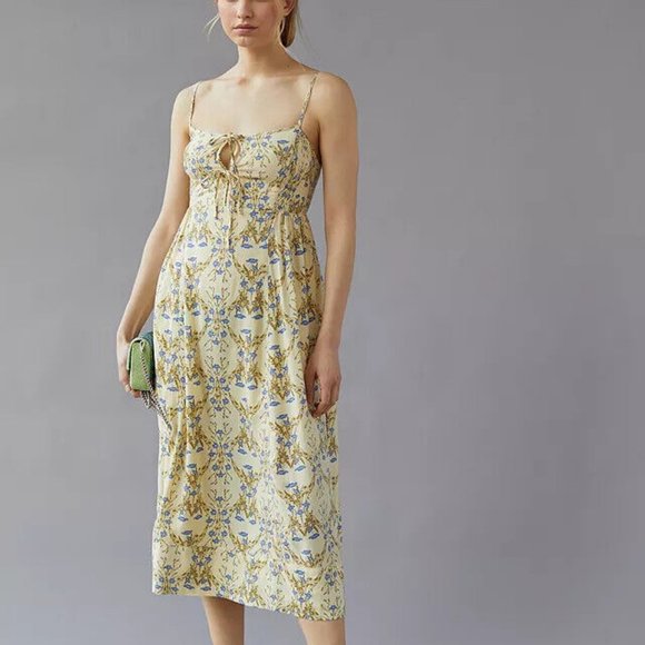 UO Nicolette Smocked Buttermilk & Blue Floral Midi Dress XS - Picture 1 of 9